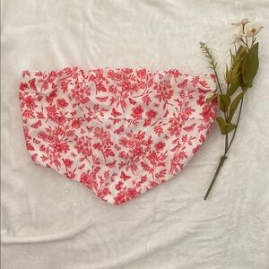 Princess Polly Floral Red Women Top. Size 6
